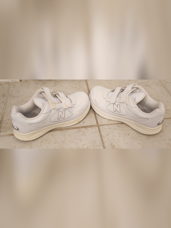 Size 10.5 New Balance 577 White Walking Shoe Strap